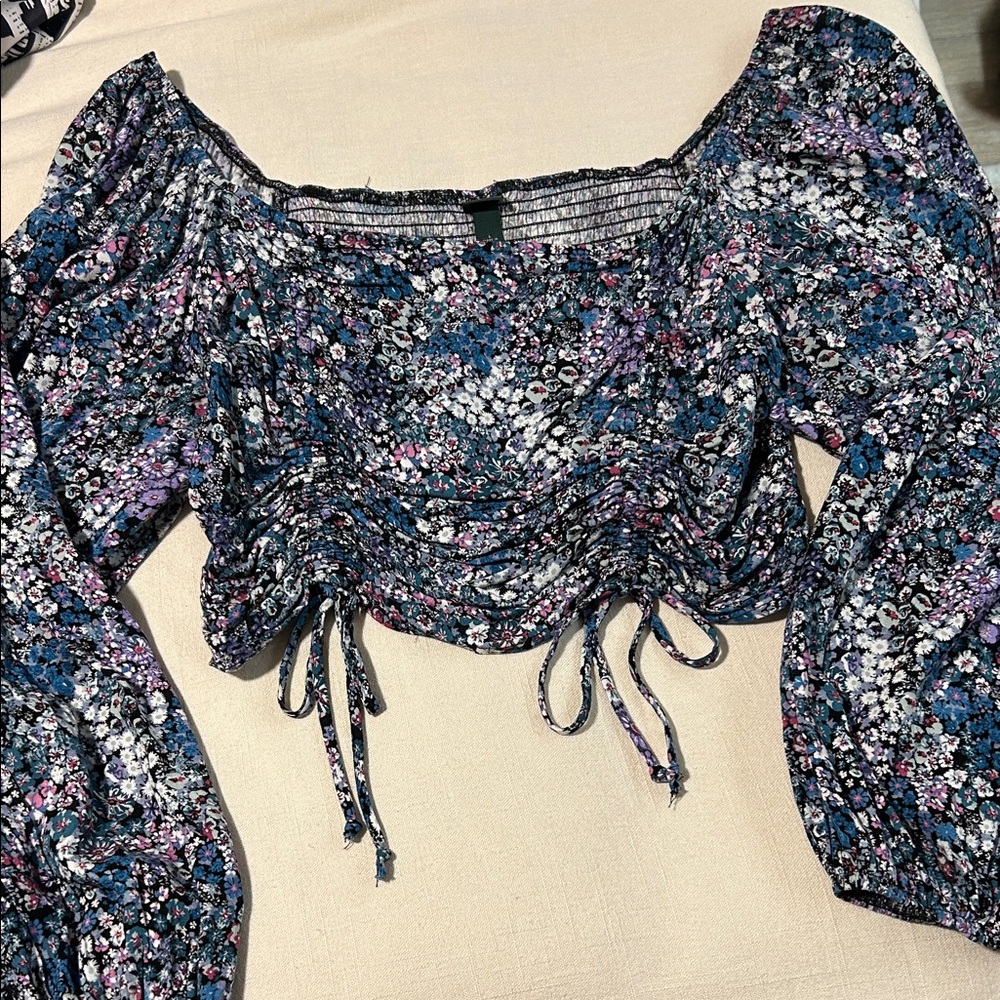 Floral Off-Shoulder Ruched Crop-Top